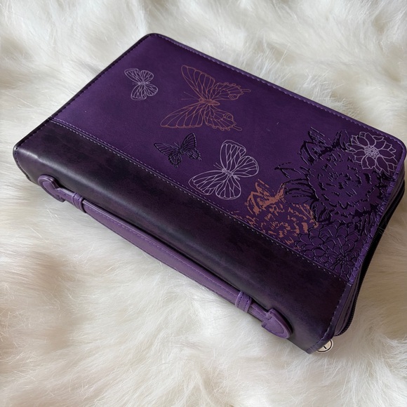 Christian Art Gifts Butterfly Bible Cover - Picture 6 of 13